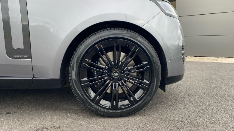 Land Rover Range Rover 4.4 P530 V8 Autobiography 4dr Auto Petrol Estate